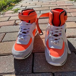 Chanel Women's Logo High Top Fashion Sneakers